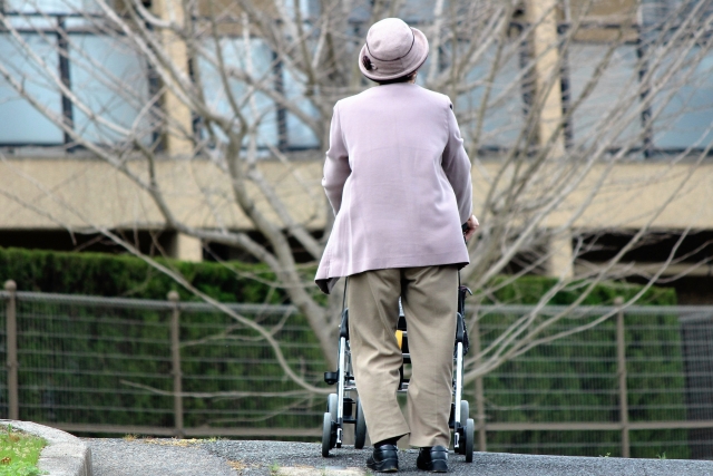 骨折予防に欠かせないビタミンDとは?